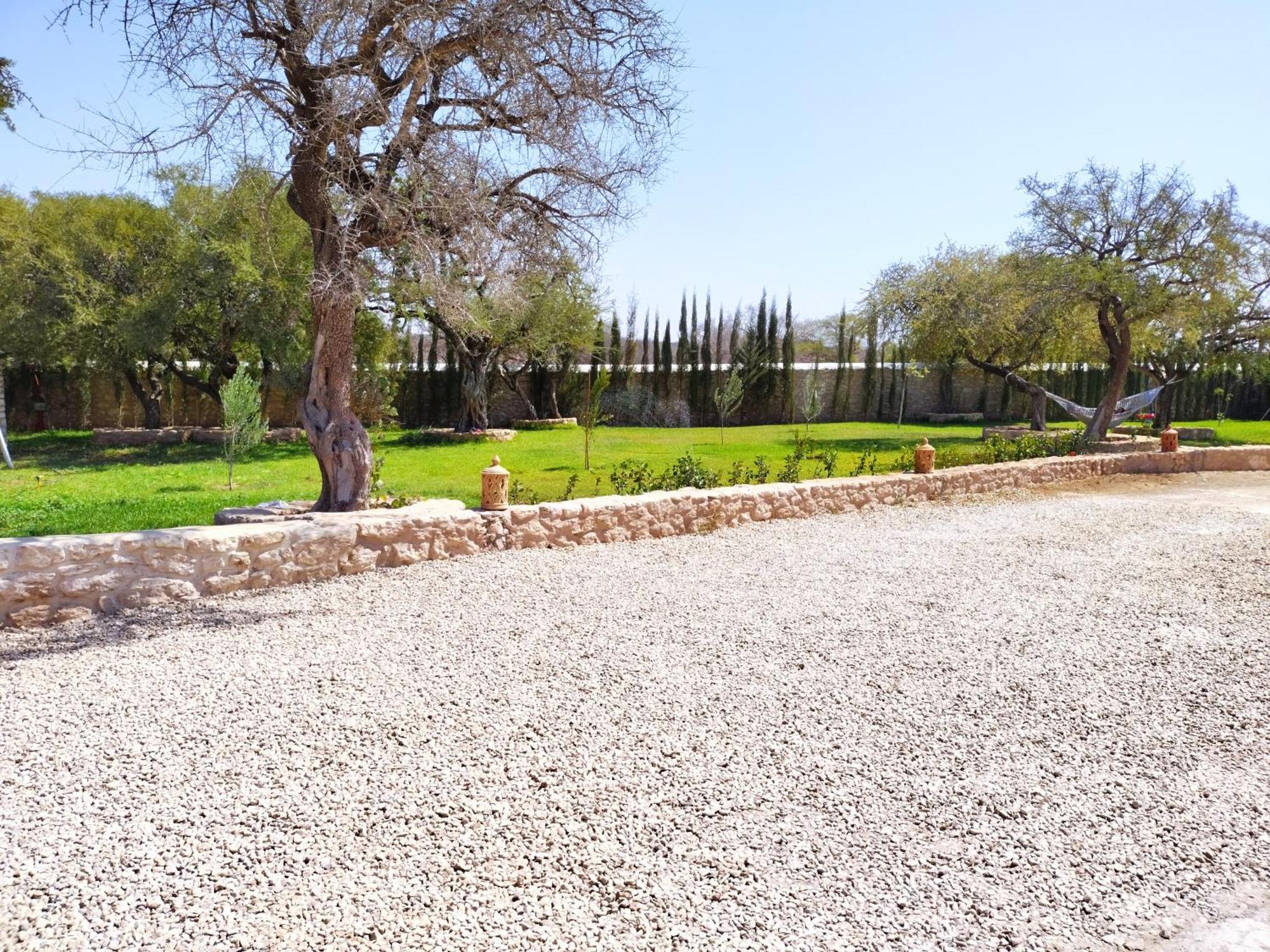 אסאוירה Villa Iyad מראה חיצוני תמונה